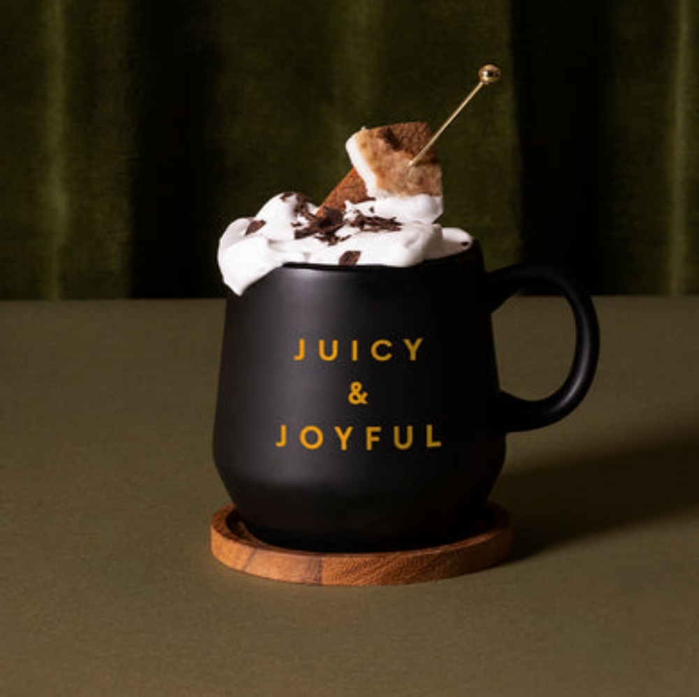 PATTERN BEAUTY Juicy & Joyful Mug